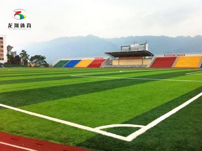 肇慶工貿(mào)學(xué)校